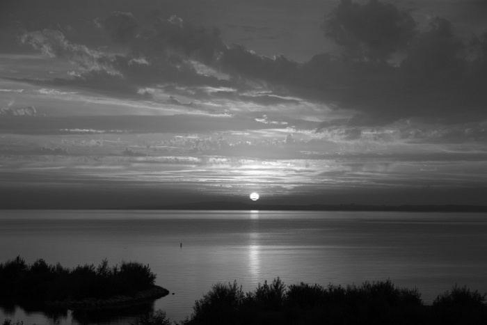 Lever de soleil sur le lac de Neuchâtel - 006